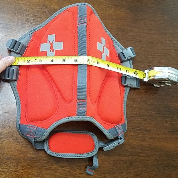 Red Dog Life Preserver - Picture 5 of 11